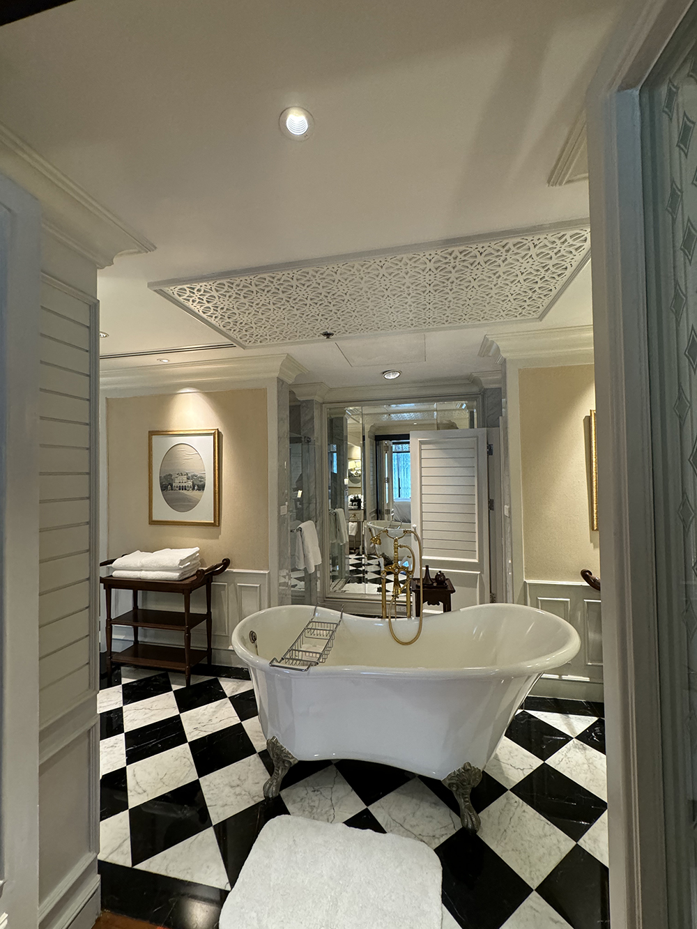 THE ATHENEE HOTEL