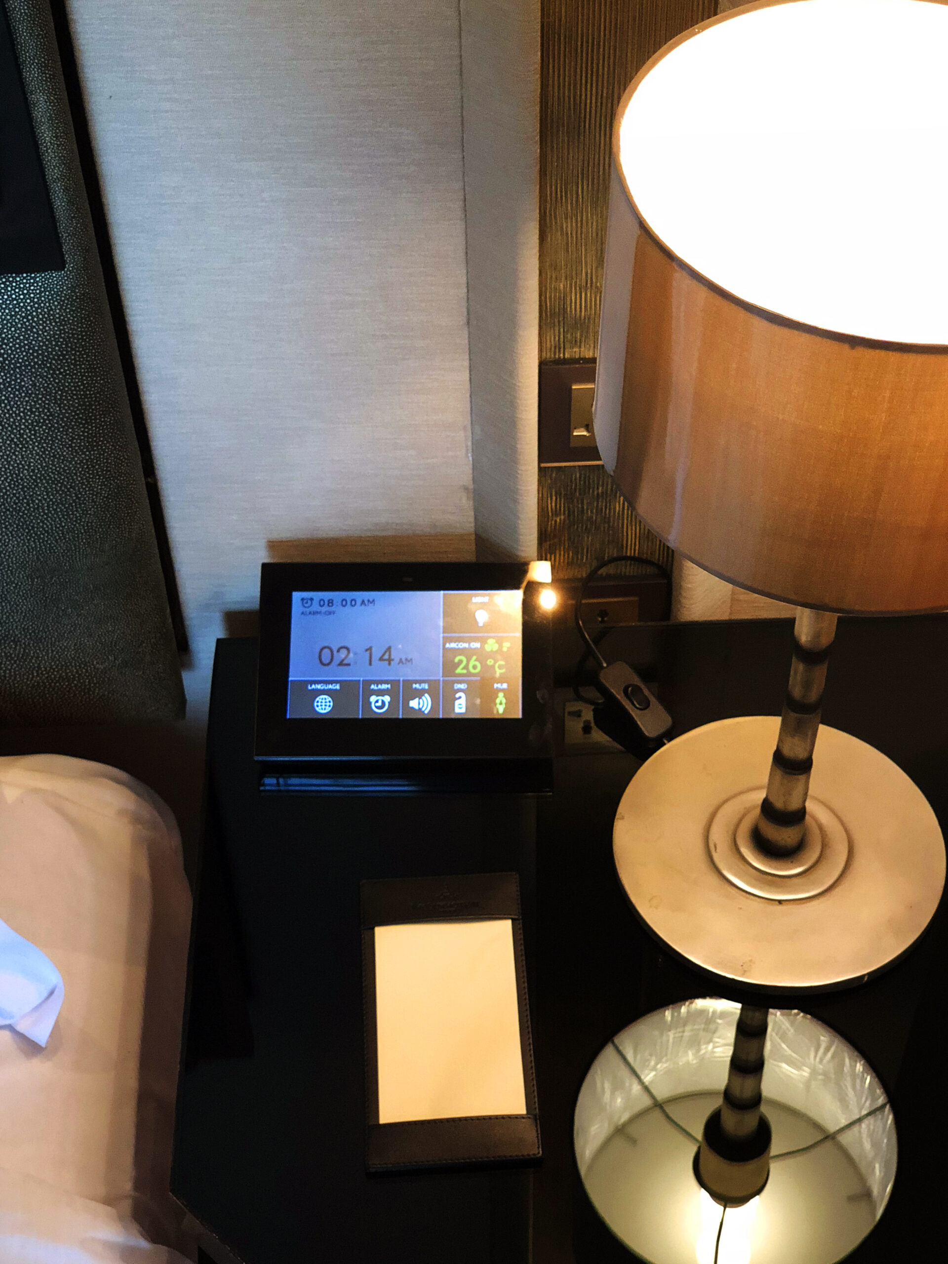 the sukhothai bedside2-r